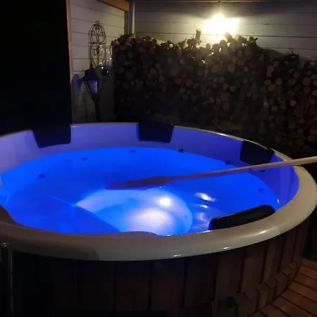 De Zingende Wilg, Heerlijk Met Hottub * Ewijk