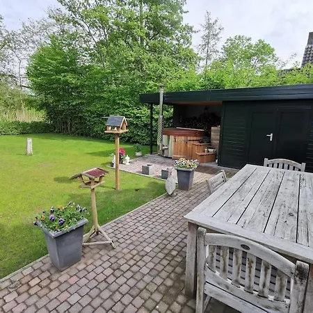 De Zingende Wilg, Heerlijk Met Hottub Ewijk