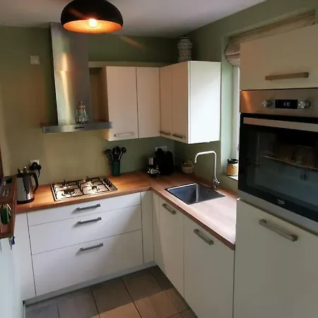 Holiday home De Zingende Wilg, Heerlijk Met Hottub