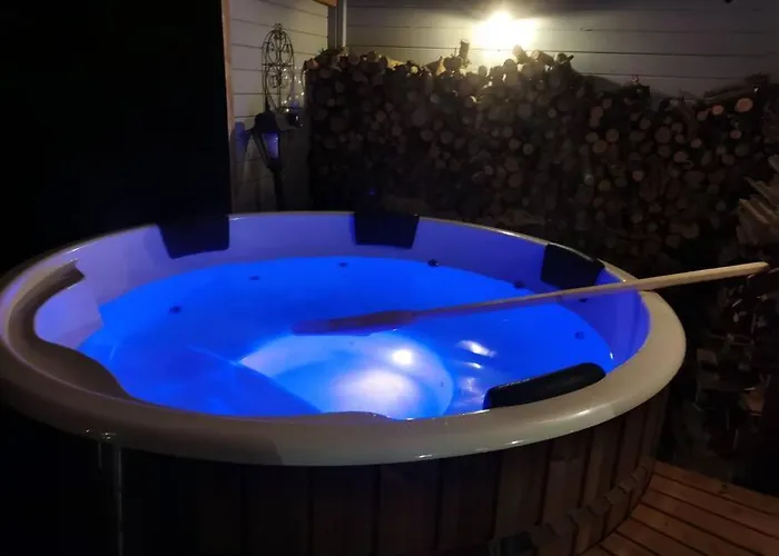 De Zingende Wilg, Heerlijk Met Hottub * Ewijk