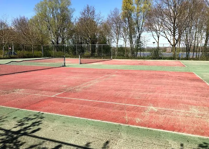 De Zingende Wilg, Heerlijk Met Hottub Ewijk