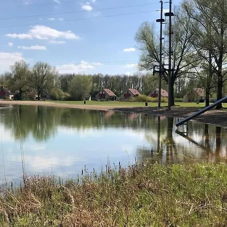 De Zingende Wilg, Heerlijk Met Hottub Ewijk