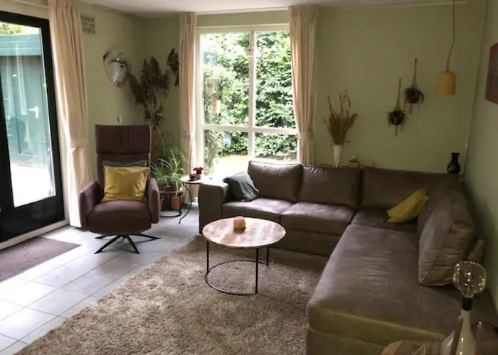 De Zingende Wilg, Heerlijk Met Hottub * Ewijk